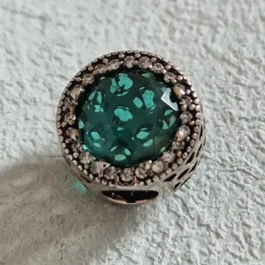 1-5-1-90-privjesak-za-narukvicu-300x300-1.webp Privjesak za narukvicu - Image 1