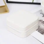 Mala kutija za nakit bijela 10x10